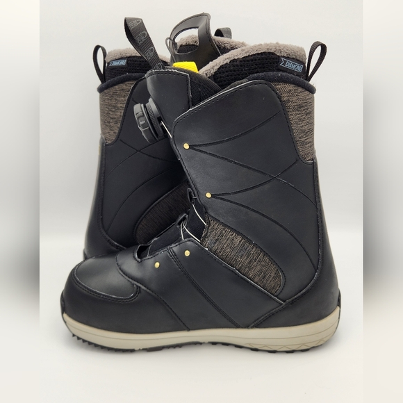 Women's Solomon Ivy Boa SJ Snowboard Boots - Picture 7 of 11